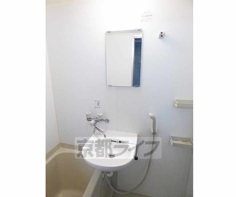 洗面設備　朝の準備はかどります。