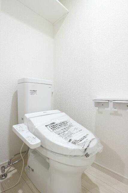 【八潮市大瀬のアパートのトイレ】