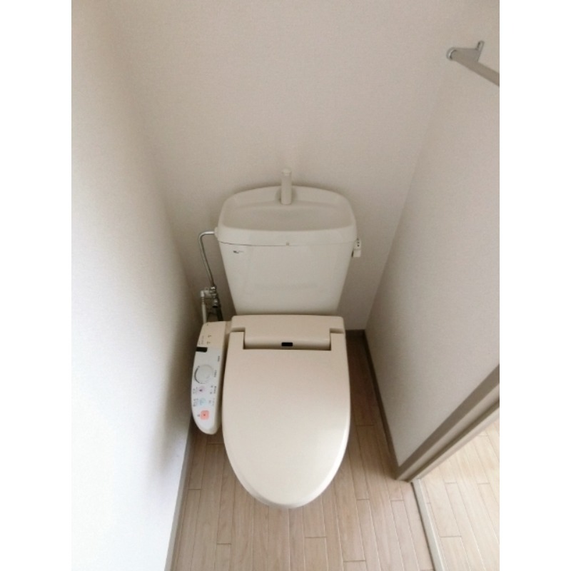 トイレ　図面と現状に相違がある場合には現状を優先