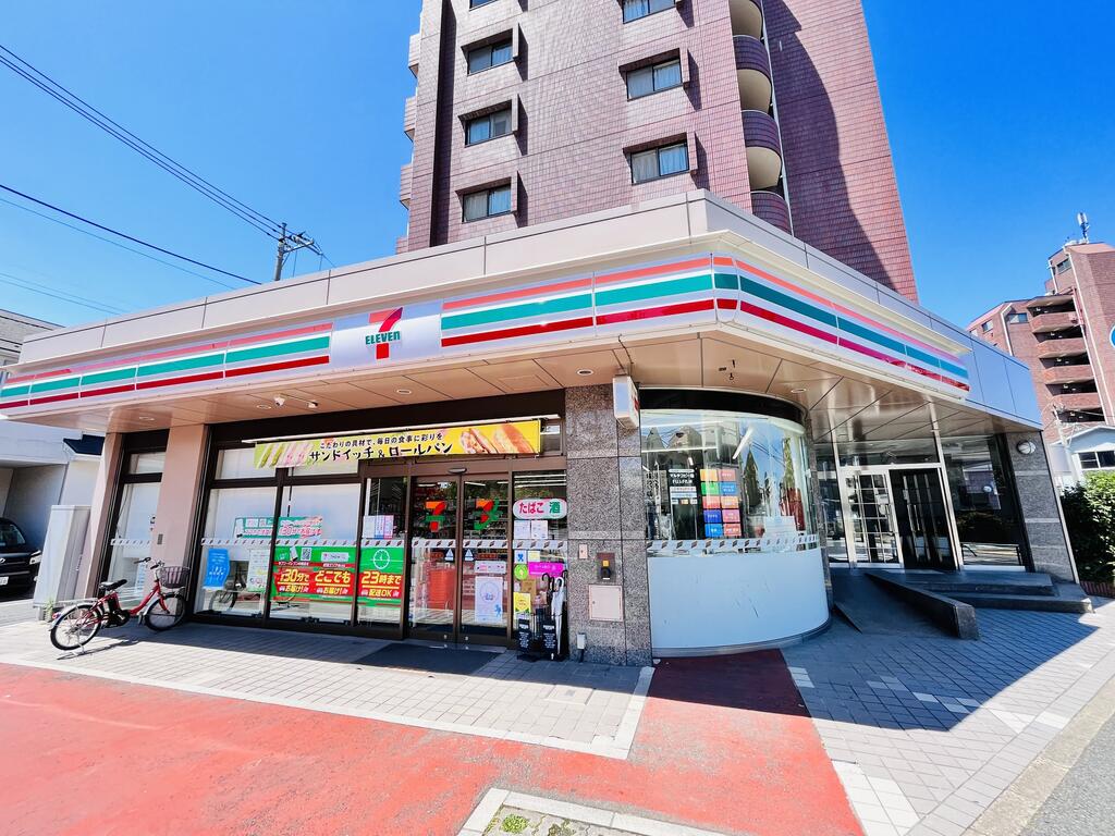 コンビニ　セブンイレブン練馬南田中4丁目店（コンビニ）まで385m