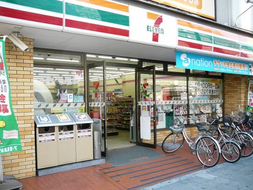 コンビニ　セブンイレブン 大阪立売堀４丁目店（コンビニ）まで82m