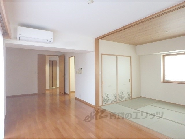 居室・リビング　洋室