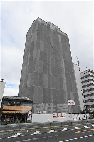 大阪市住之江区浜口西のマンションの建物外観