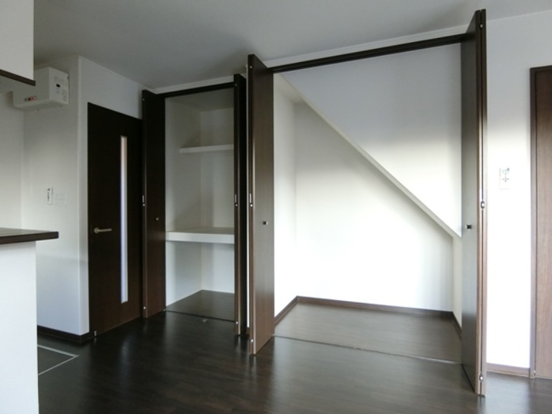 収納　図面と現状に相違がある場合には現状を優先