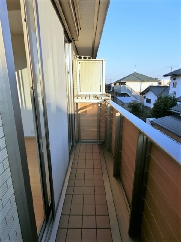 バルコニー　図面と現状に相違がある場合には現状を優先