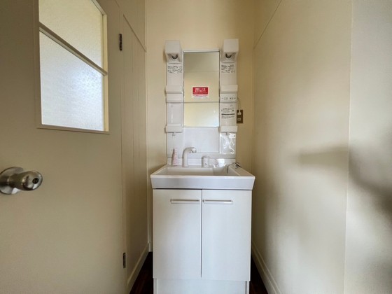 洗面設備　※別部屋の写真です
