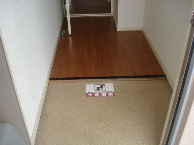 玄関　玄関（イメージ）