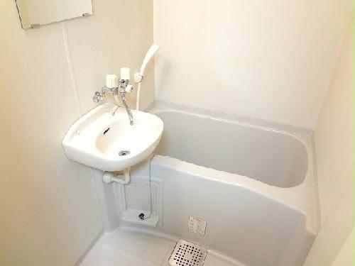 洗面設備　風呂トイレセパレートタイプ