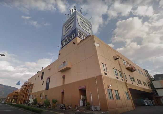 スーパー　フジグラン高陽（スーパー）まで3726m