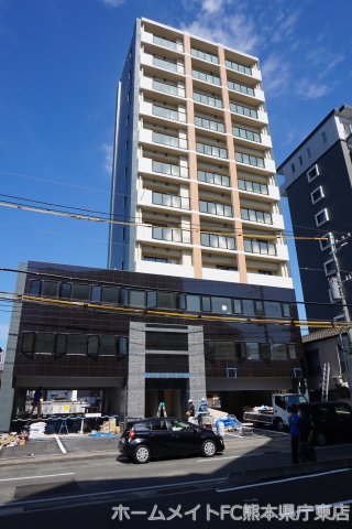 【熊本市中央区水前寺のマンションの建物外観】