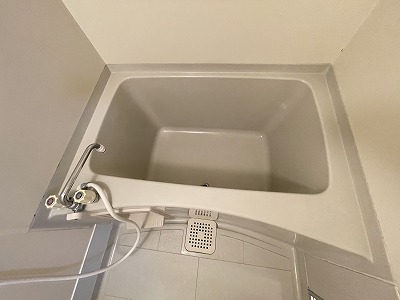 バス・シャワールーム　お風呂です