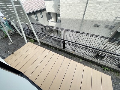 バルコニー　開放的で明るい空間を演出してくれるバルコニーです