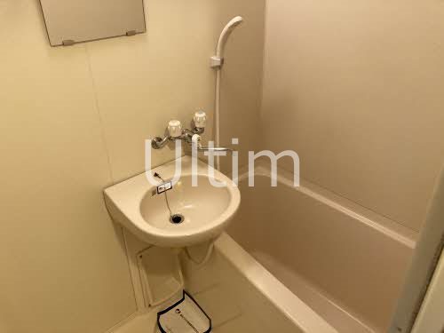 バス・シャワールーム　※別のお部屋のお写真です。御参考までに。