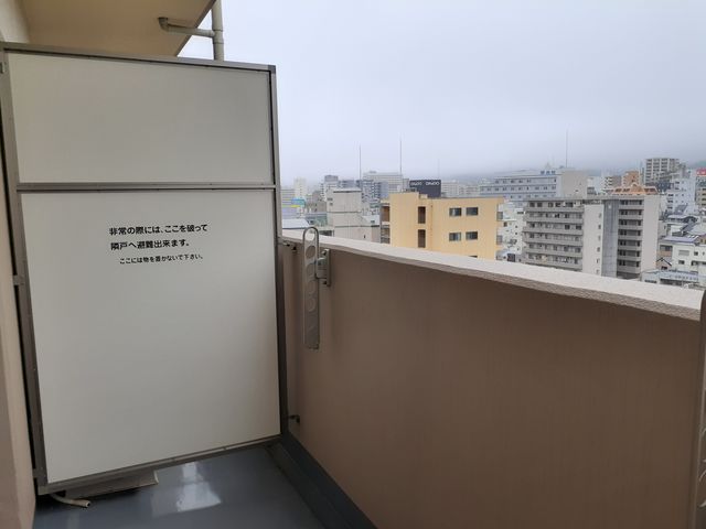 バルコニー
