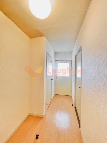 玄関　明るい玄関です※別号室の写真です