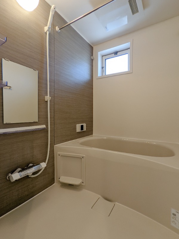 バス・シャワールーム　図面と現状に相違がある場合には現状を優先