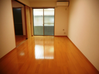 居室・リビング　アムール準