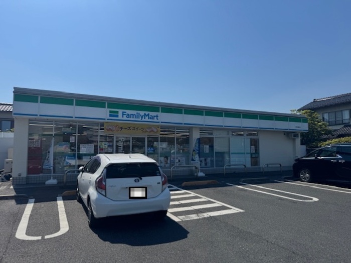 コンビニ　ファミリーマート松江黒田町店（コンビニ）まで1279m