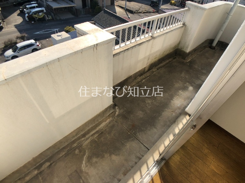 バルコニー　別室同型写真／反転