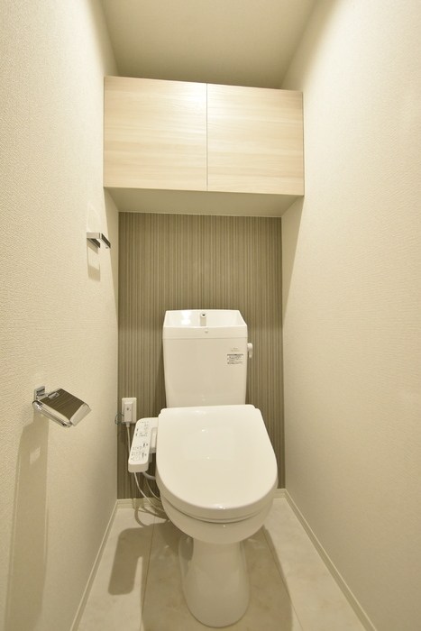 トイレ　温水洗浄暖房便座