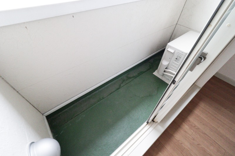 バルコニー　図面と現状に相違がある場合には現状を優先