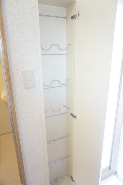 玄関　玄関横のシューズＢＯＸです☆