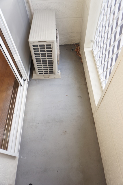 バルコニー　バルコニーがあるので外で洗濯物を干せます☆