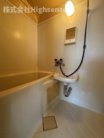 バス・シャワールーム　ゆったり過ごせるお風呂です