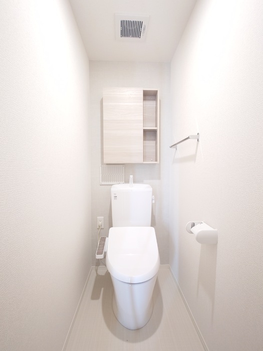 トイレ　清潔感のあるトイレです