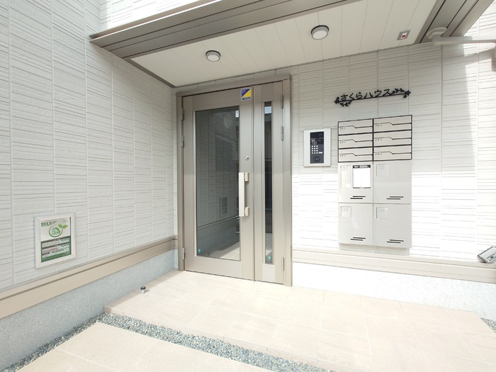 エントランス　毎日通るエントランスはこのようになっています