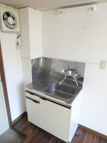 キッチン　１口のIHクッキングヒーター設置可のキッチンスペースです♪