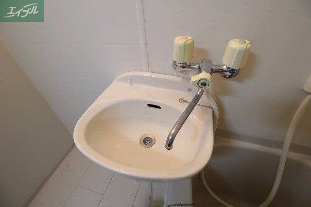 洗面設備　洗面（同タイプです）