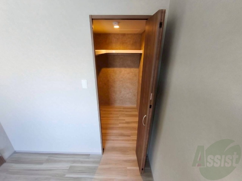 収納　洋室にはクローゼットがあるのですっきり片付きそうです。