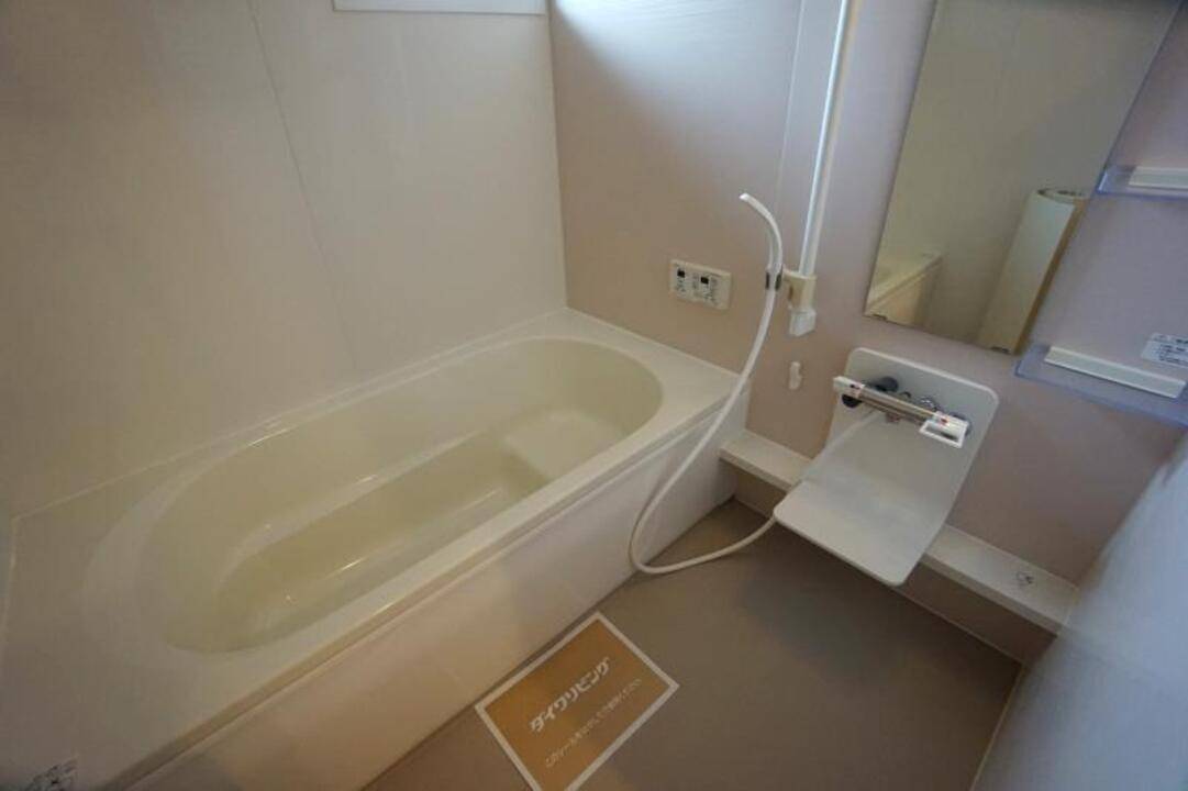 バス・シャワールーム　浴室