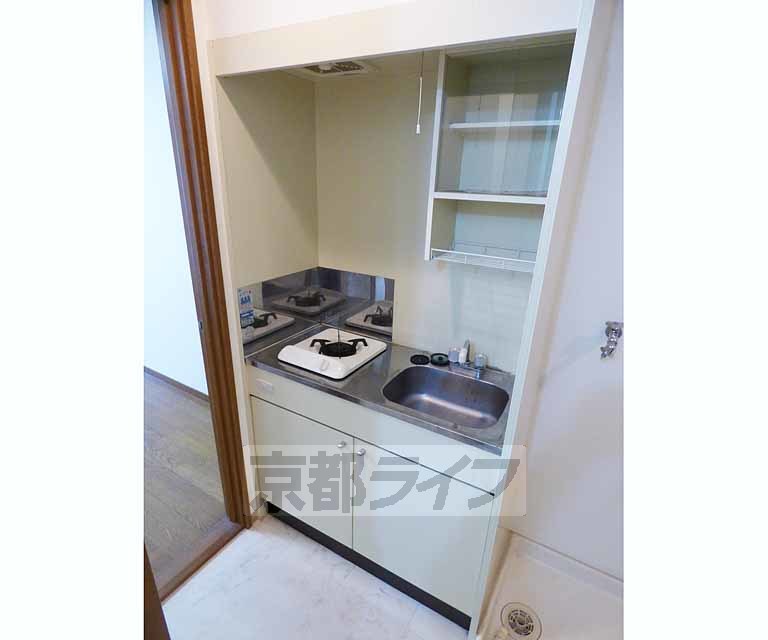 キッチン　キッチンです。