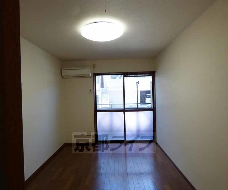 居室・リビング　綺麗なお部屋です。