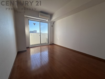 居室・リビング　エアコン付きの7帖の洋室です♪