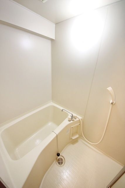 バス・シャワールーム　※同間取り別部屋参考写真