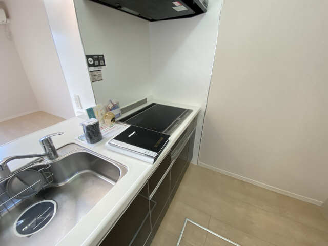 キッチン　IHヒーター完備