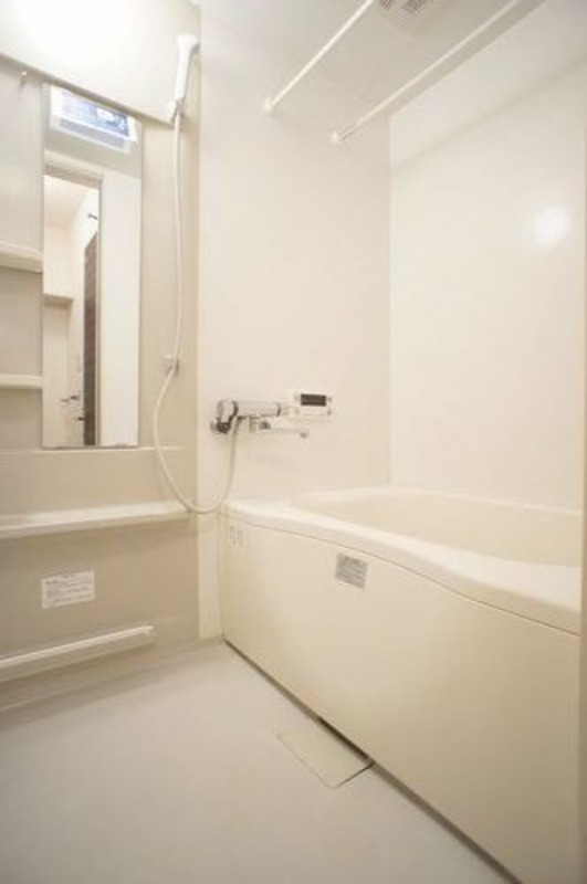 バス・シャワールーム　図面と現状に相違がある場合には現状を優先