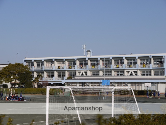 中学校　甚目寺中学校（中学校）まで558m