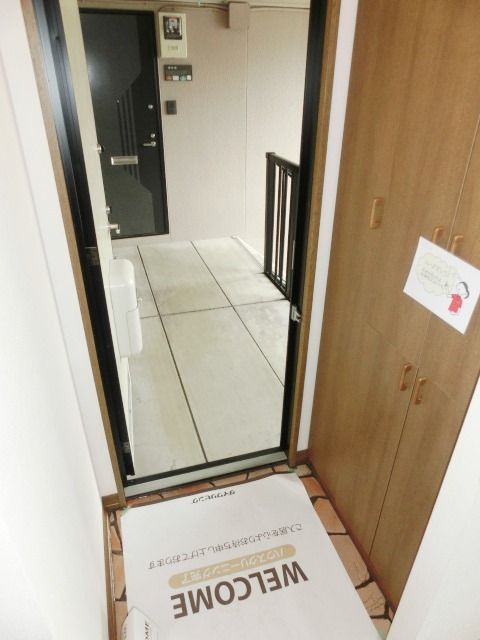 玄関　シューズＢＯＸ付いてます。