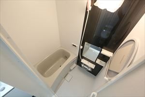 バス・シャワールーム　追い焚き機能付　オートバス機能付バスルーム