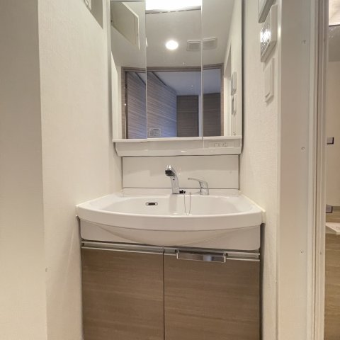 洗面設備　同仕様タイプです