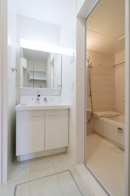 洗面設備　図面と現状に相違がある場合には現状を優先