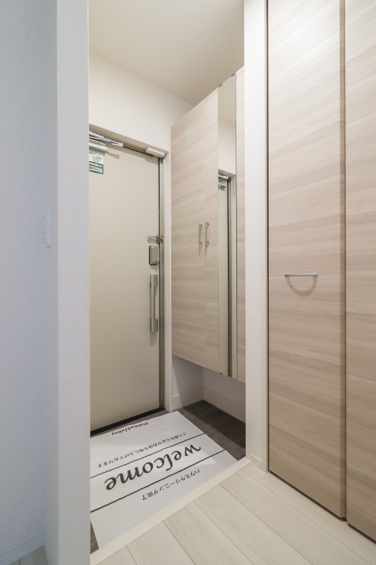 玄関　図面と現状に相違がある場合には現状を優先