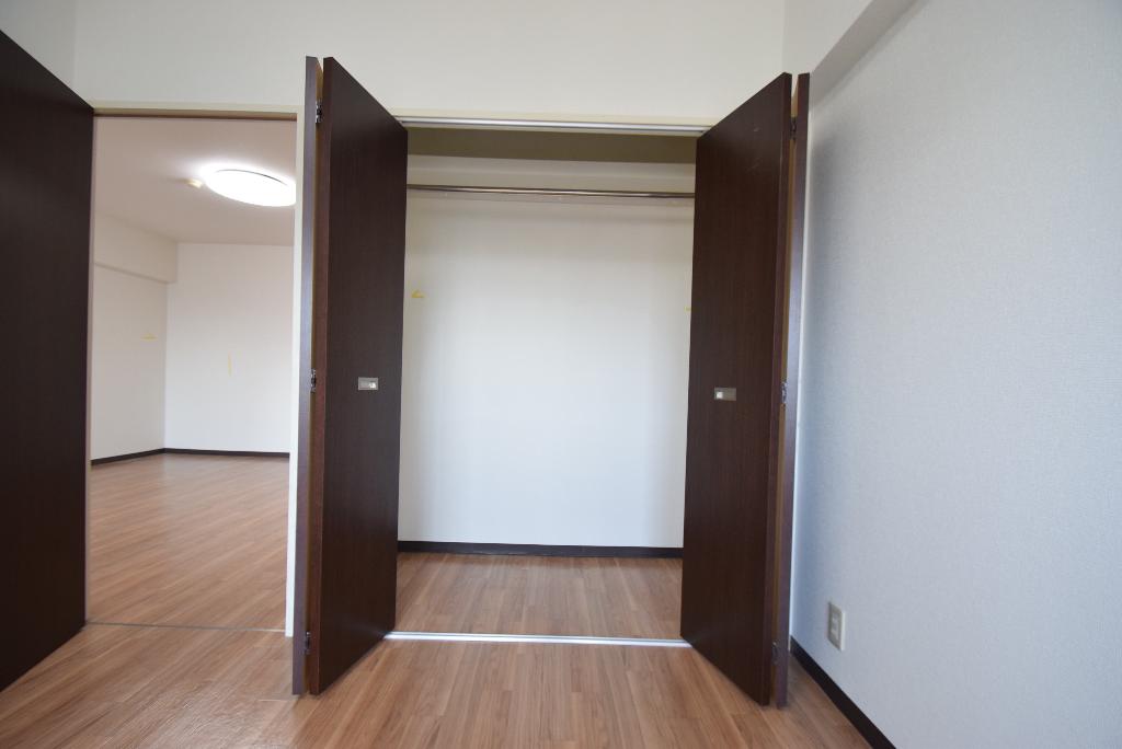 収納　クローゼット