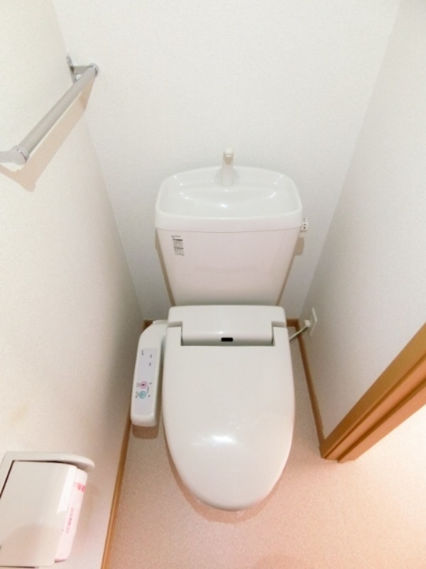 トイレ　図面と現状に相違がある場合には現状を優先