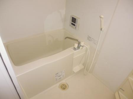 バス・シャワールーム　※別号室の画像です。