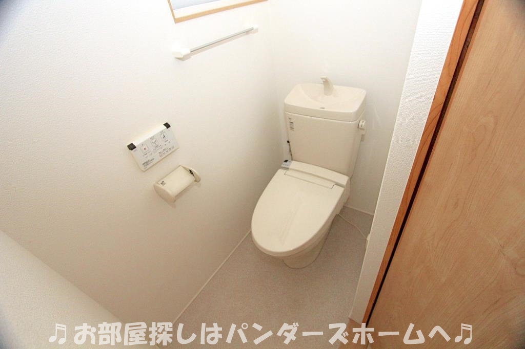 京阪本線 御殿山駅 徒歩8分 2階建 築54年のトイレ写真